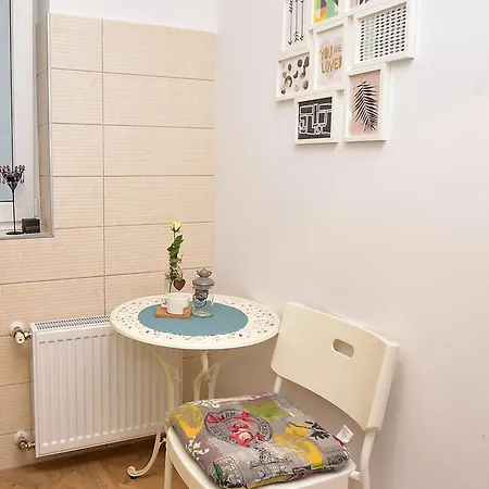 Near Cathedral Appartement Bucarest