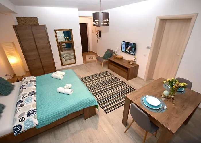 Near Cathedral * Бухарест